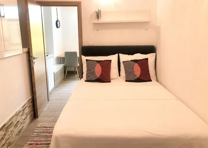 Apartments & Rooms Formenti